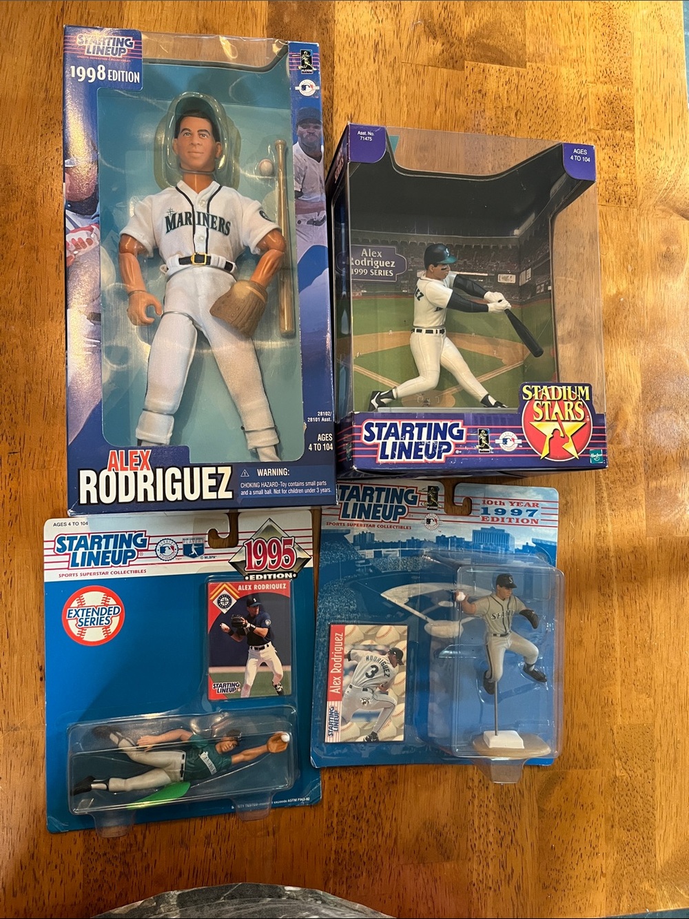 1995 Starting Lineup Alex Rodriguez Action Figure - Blue/Green